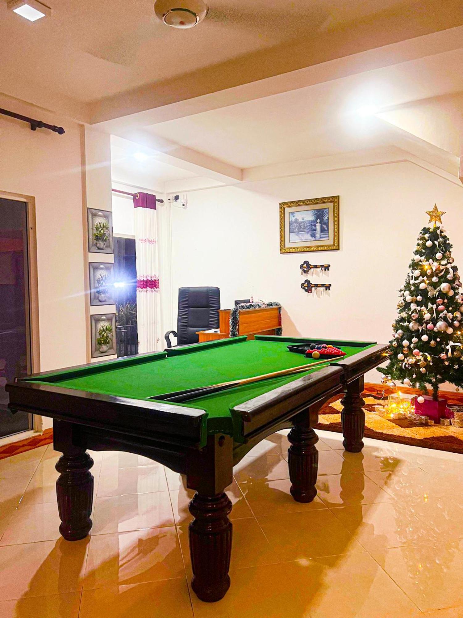 White Land City Hotel Dambulla Exterior photo