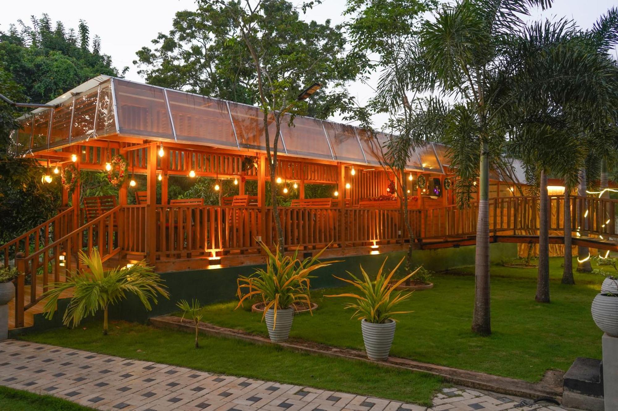 White Land City Hotel Dambulla Exterior photo